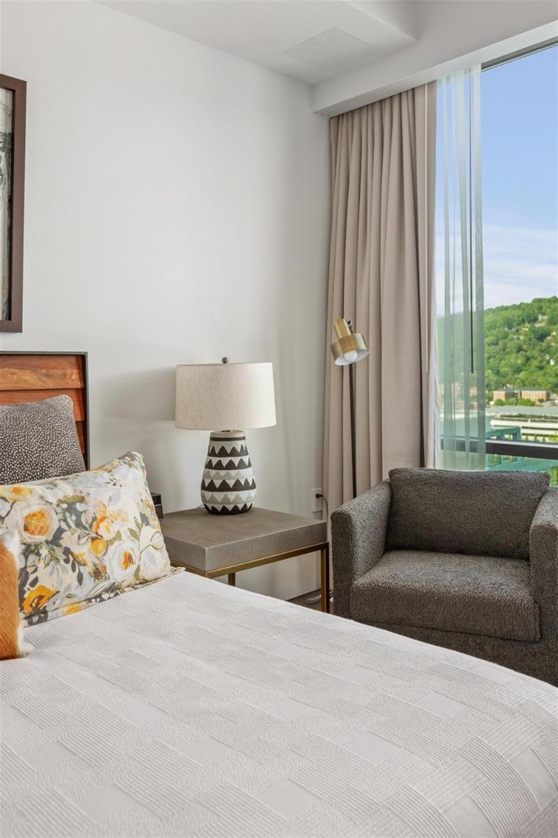 The Views Over Pack Square Asheville Extérieur photo